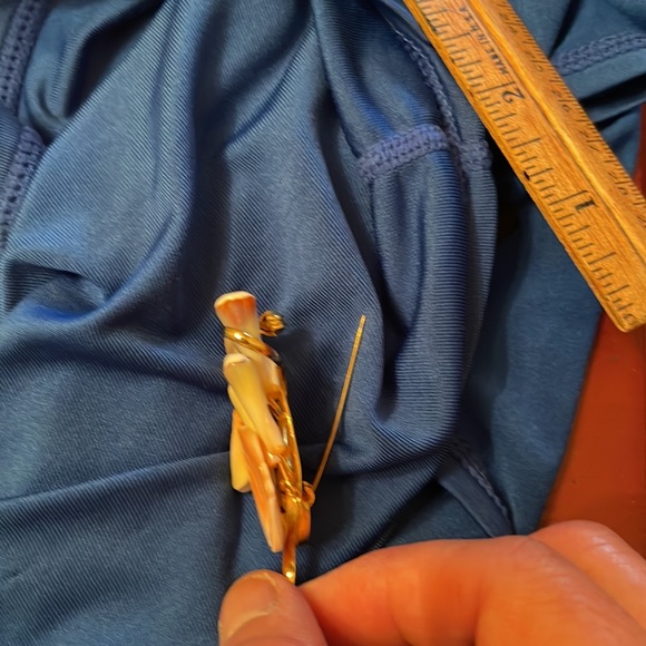 Genuine mother of Pearl brooch - Picture 4 of 6